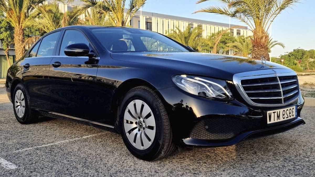 Mercedes Benz