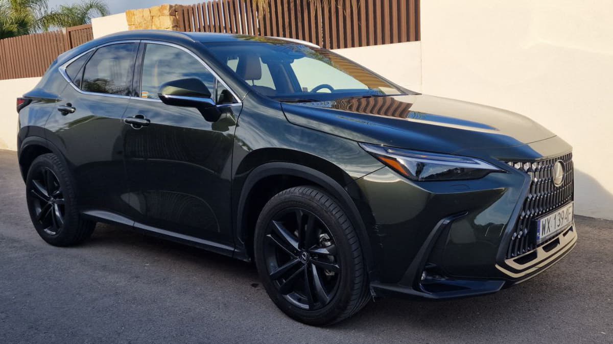 Lexus