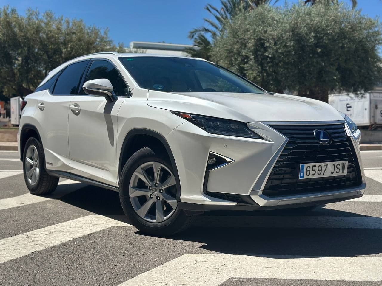 Lexus